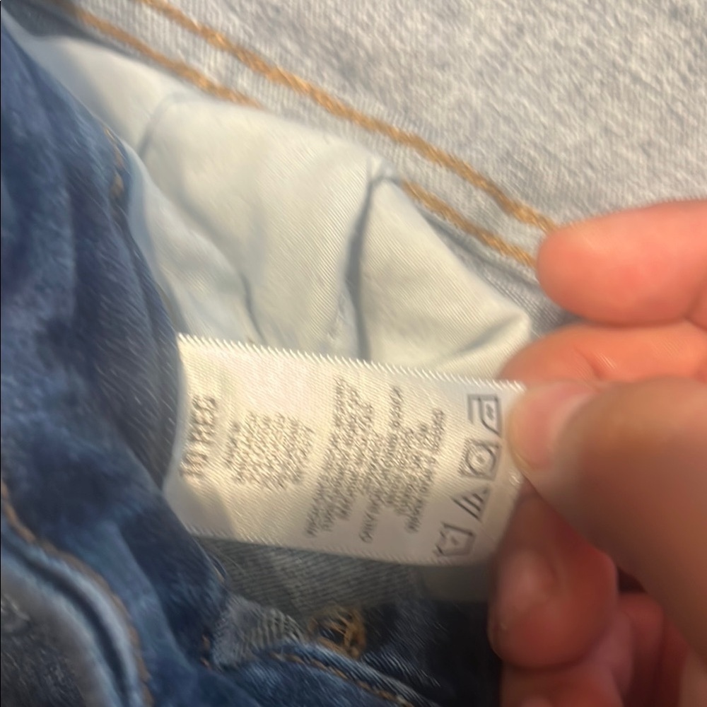 Distressed Blue Jeans - Picture 3 of 4